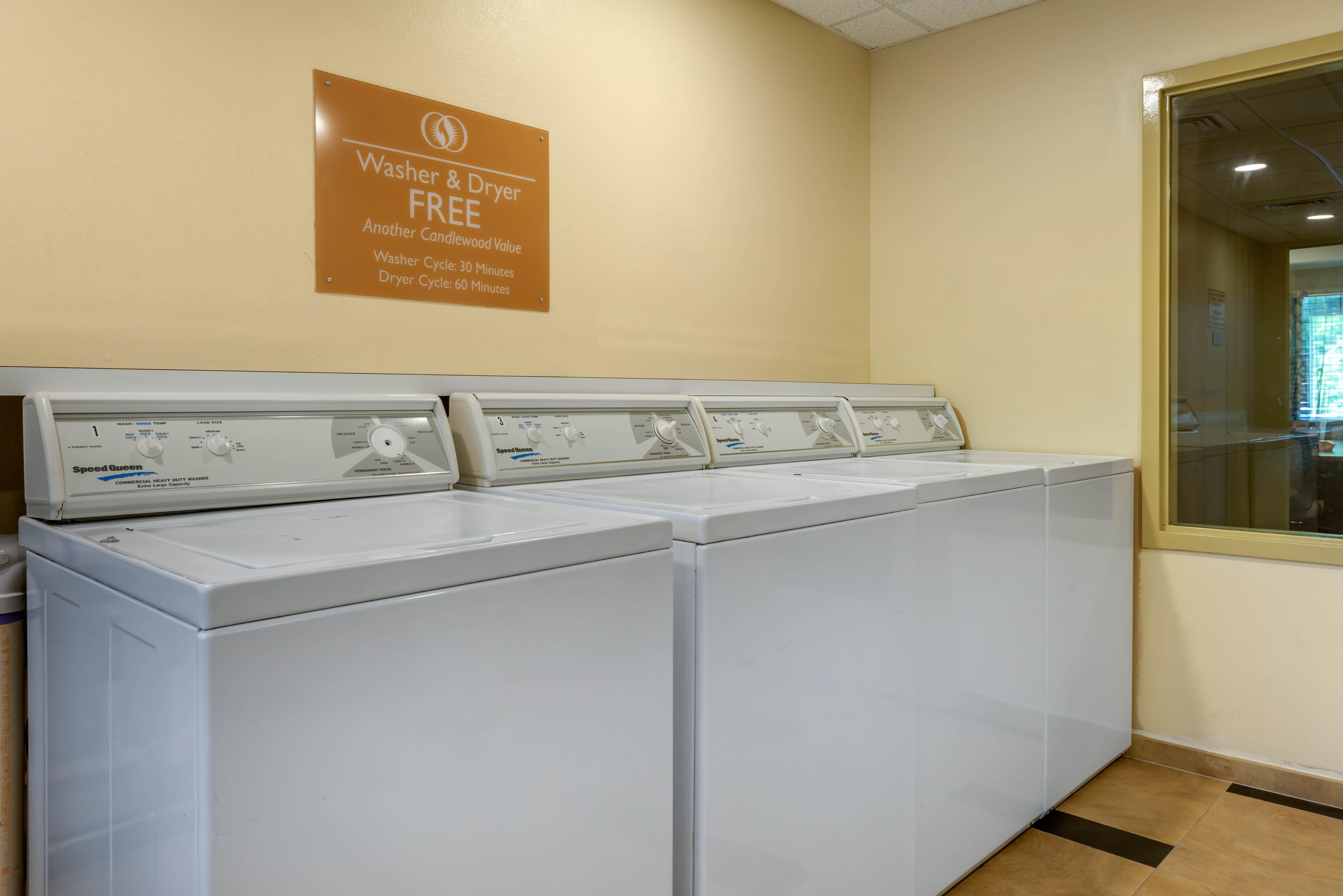 Candlewood Suites Fort Myers/Sanibel Gateway By Ihg Екстер'єр фото