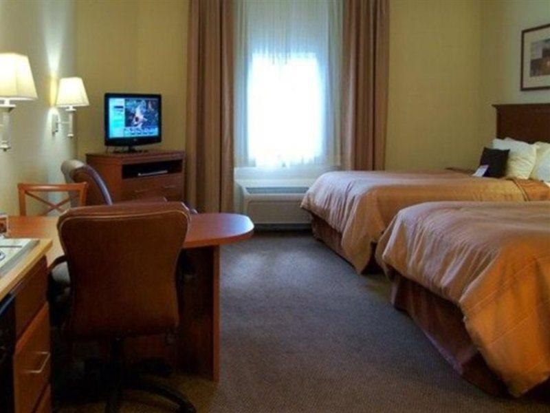 Candlewood Suites Fort Myers/Sanibel Gateway By Ihg Екстер'єр фото
