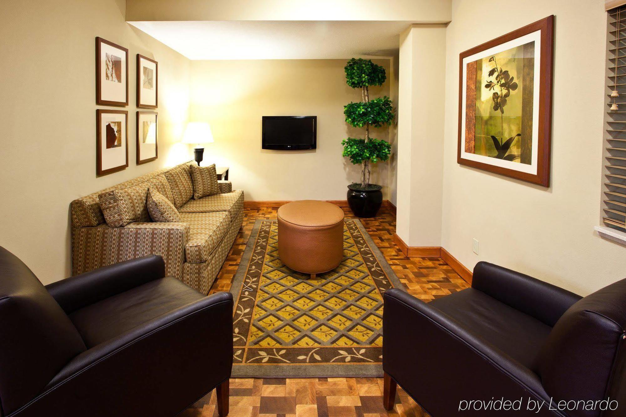 Candlewood Suites Fort Myers/Sanibel Gateway By Ihg Інтер'єр фото