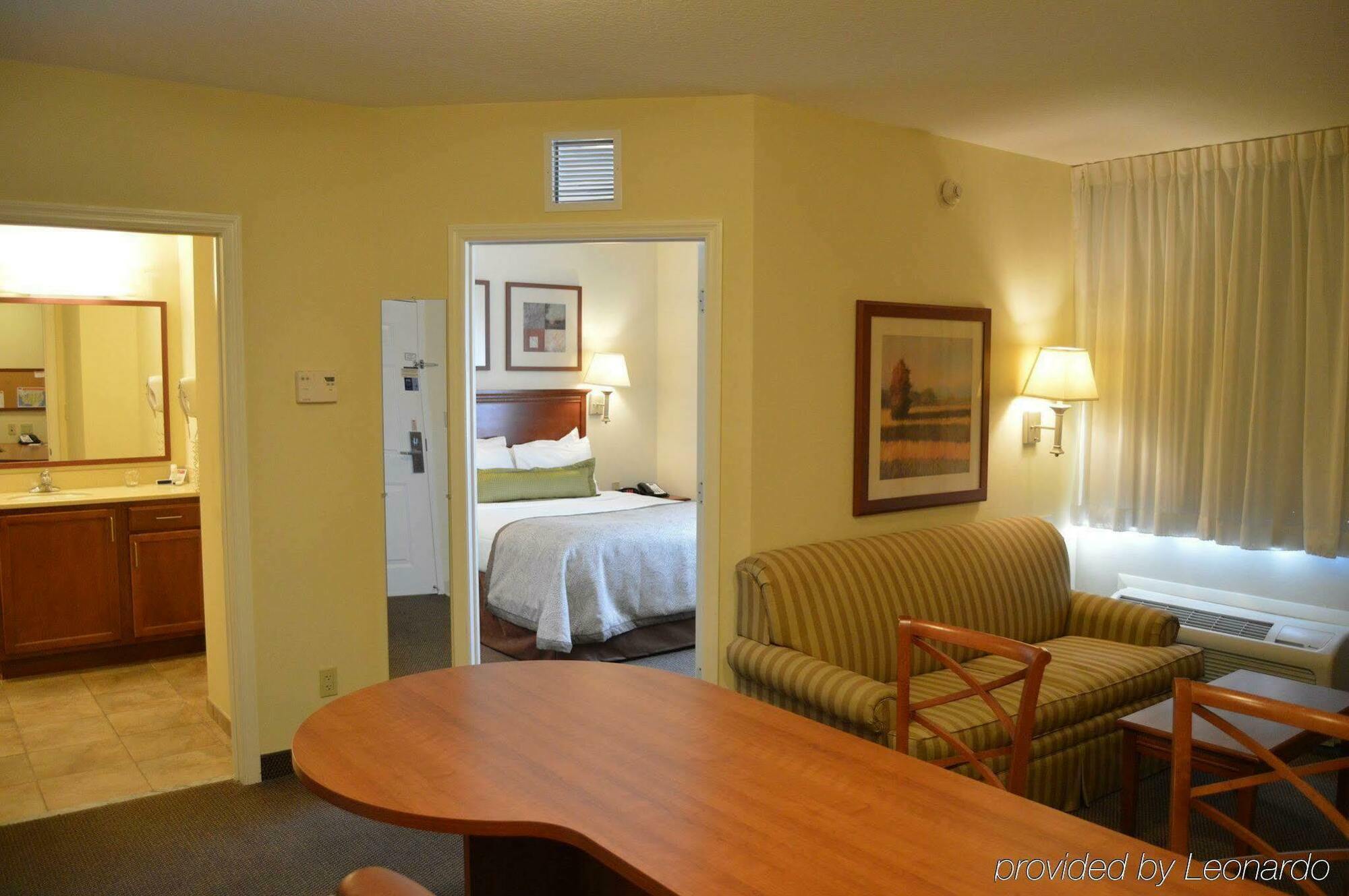 Candlewood Suites Fort Myers/Sanibel Gateway By Ihg Екстер'єр фото